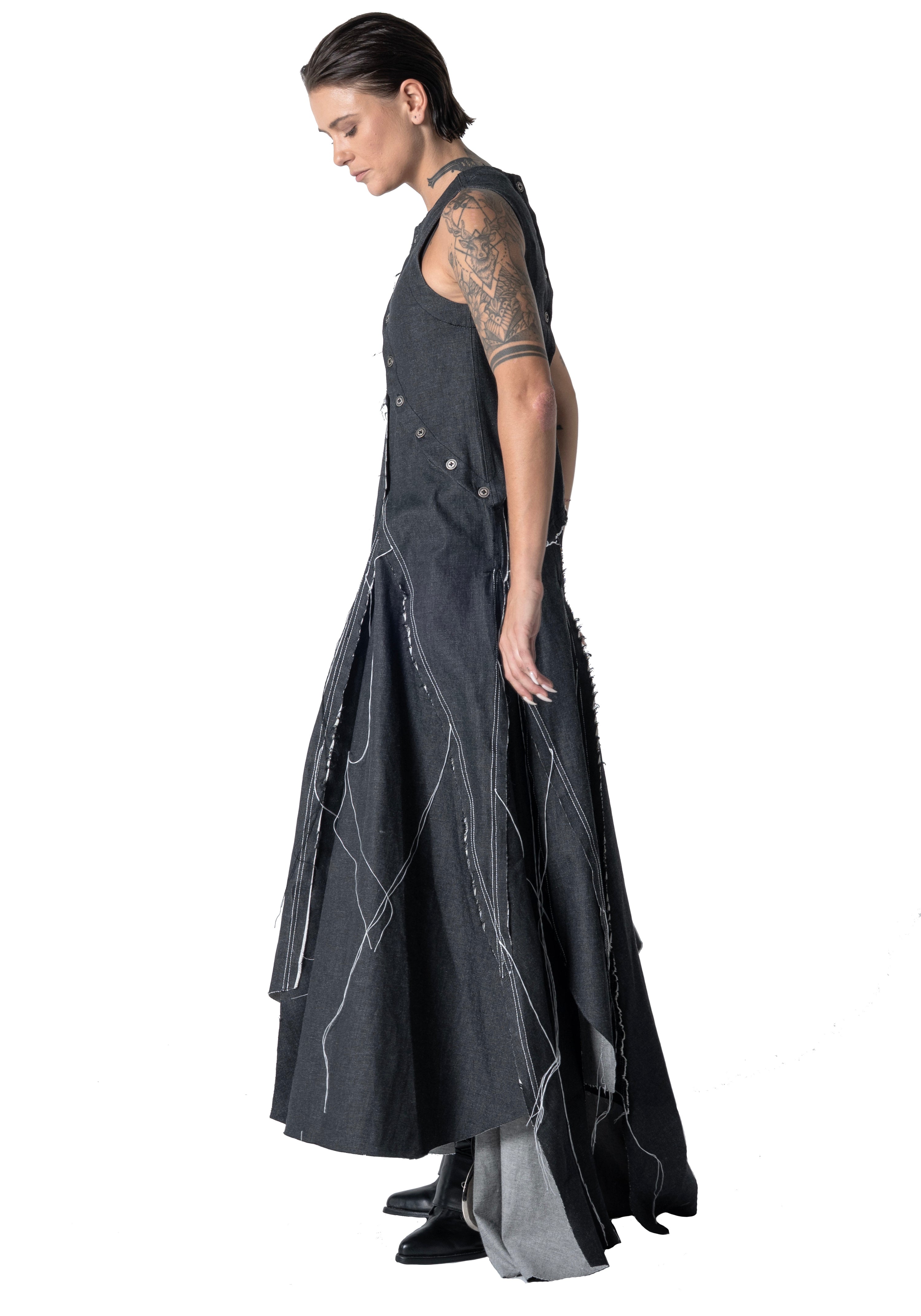 Akabe Dress