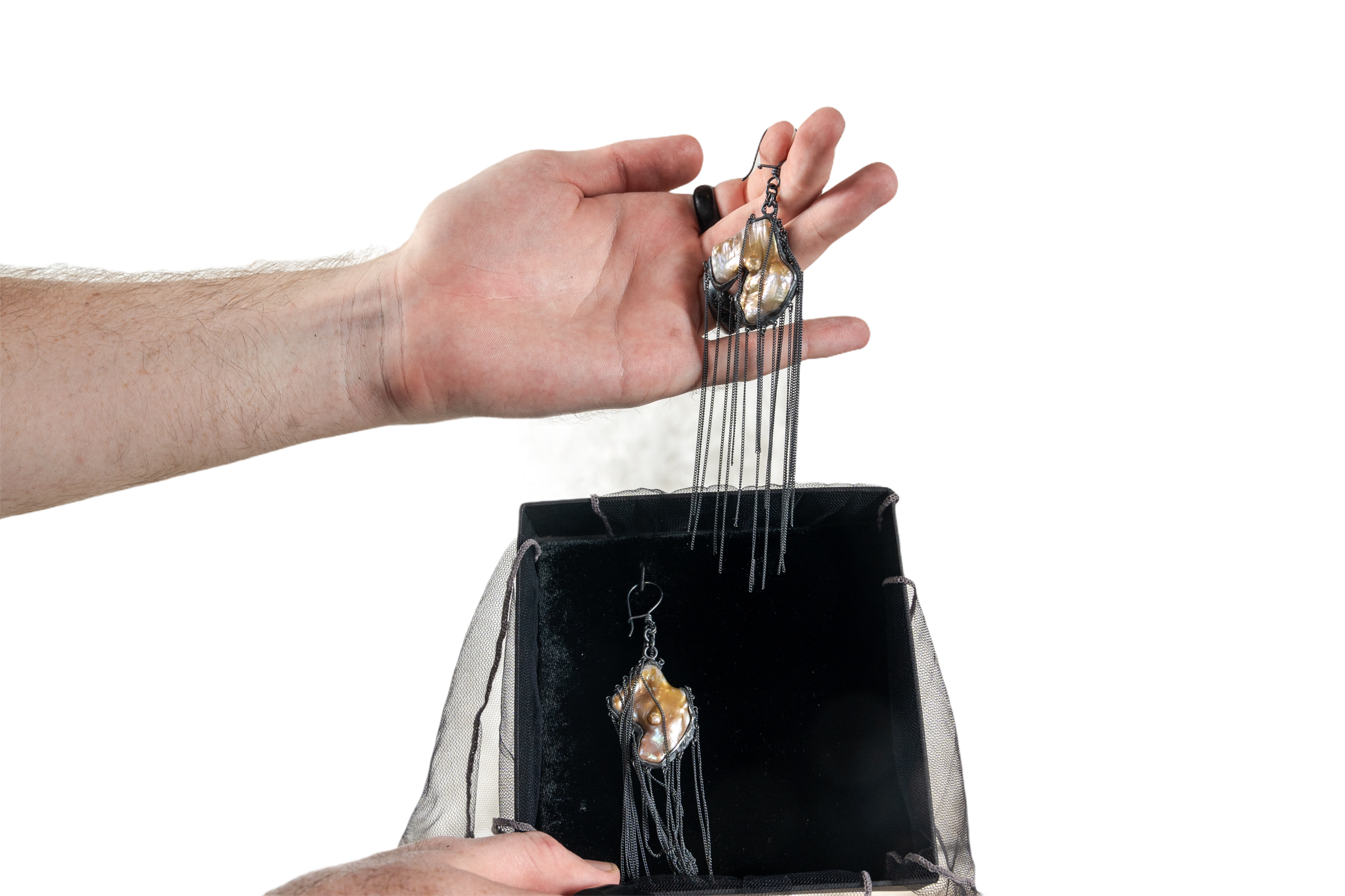 Wells Pearl Earrings